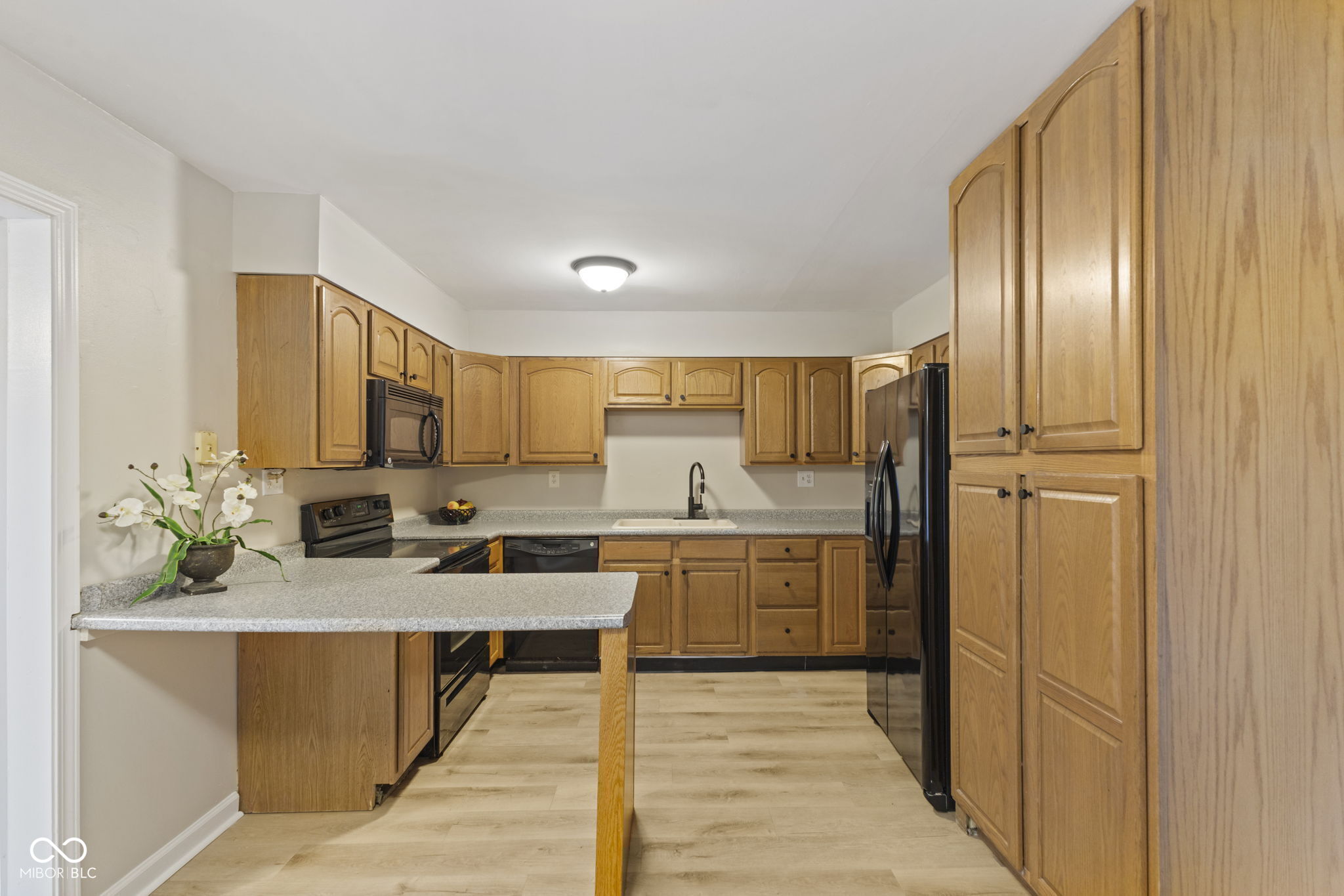 2815 Lucas Way Columbus, IN 47203 - Photo 10 of 31