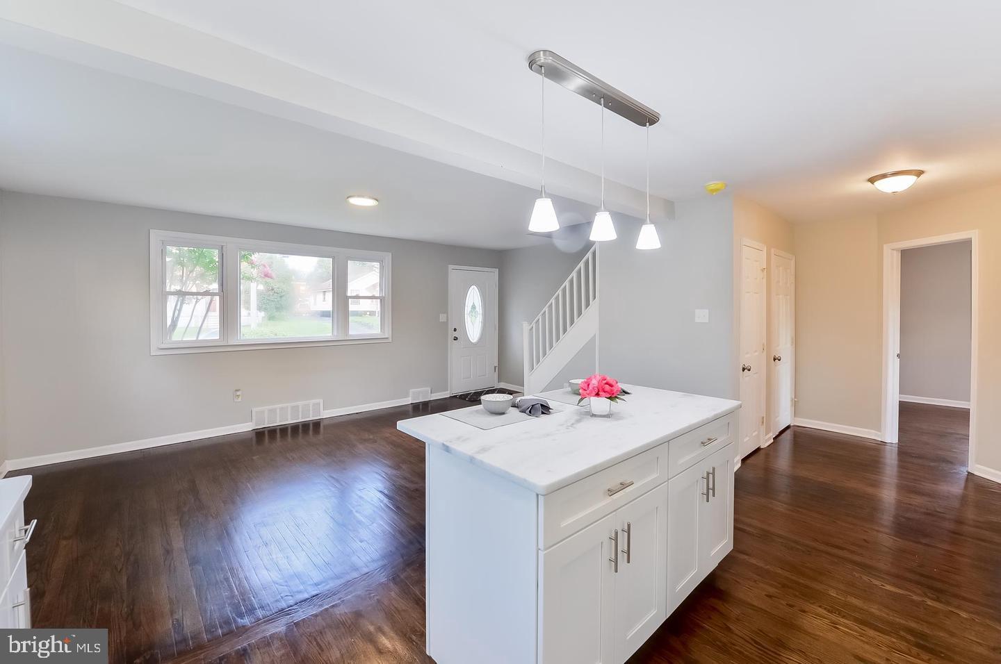 112 Upland Road Brookhaven, PA 19015 - Photo 6 of 19