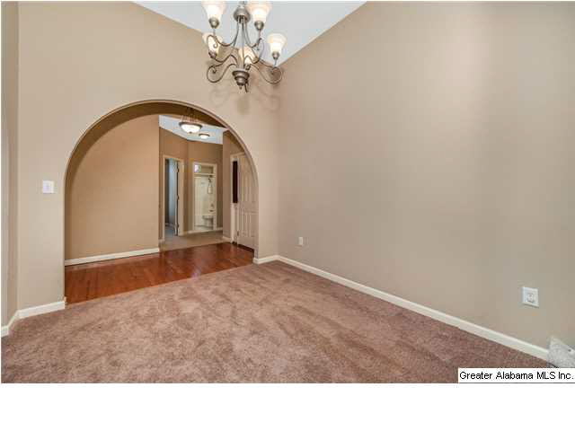 128 Heather Lane Pelham, AL 35124 - Photo 4 of 25