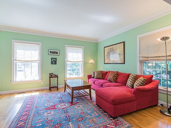 10 Ridgeway Avenue Needham, MA 02492 - Photo 5 of 23