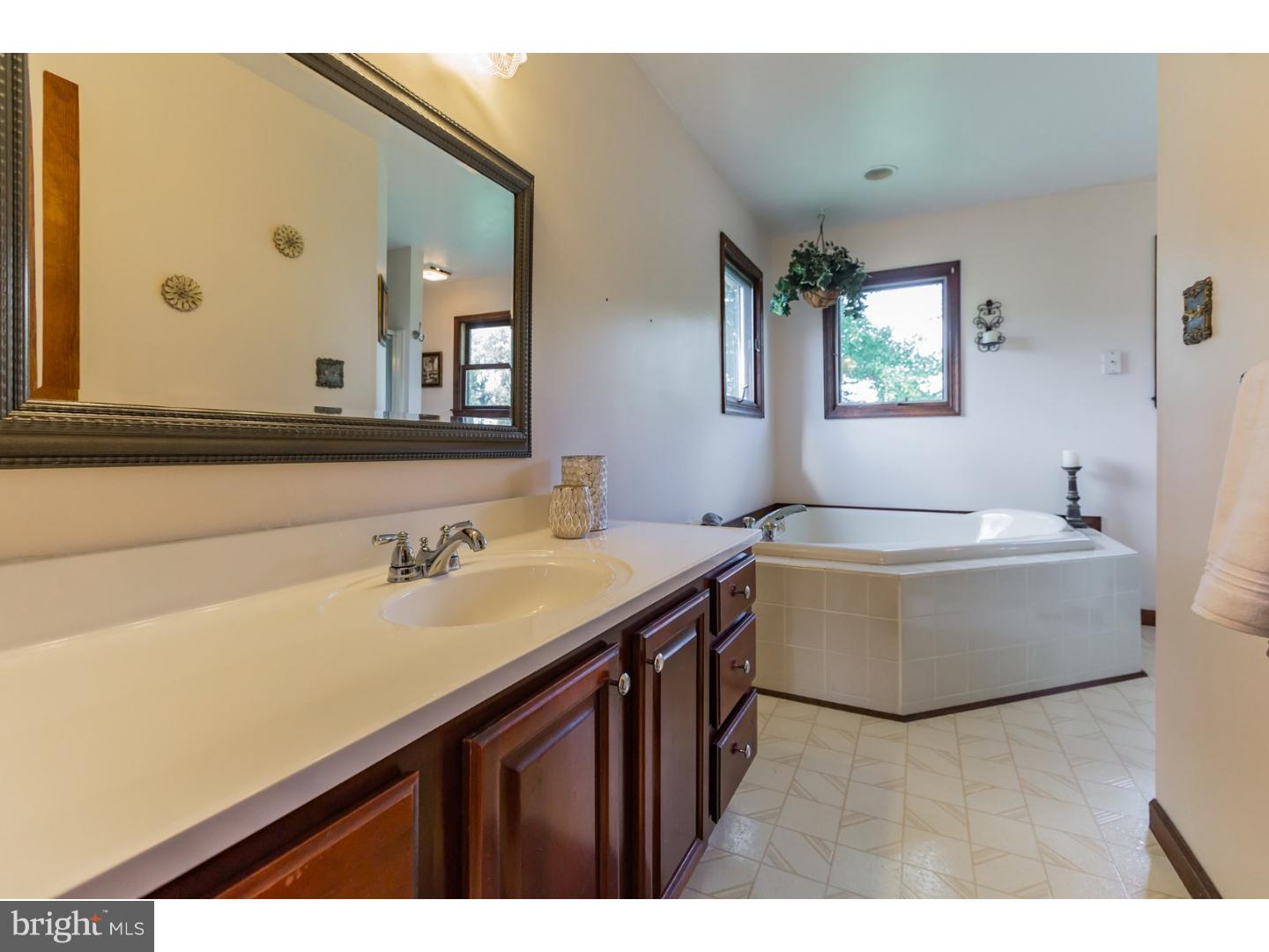 382 Breakneck Road Sewell, NJ 08080 - Photo 17 of 25