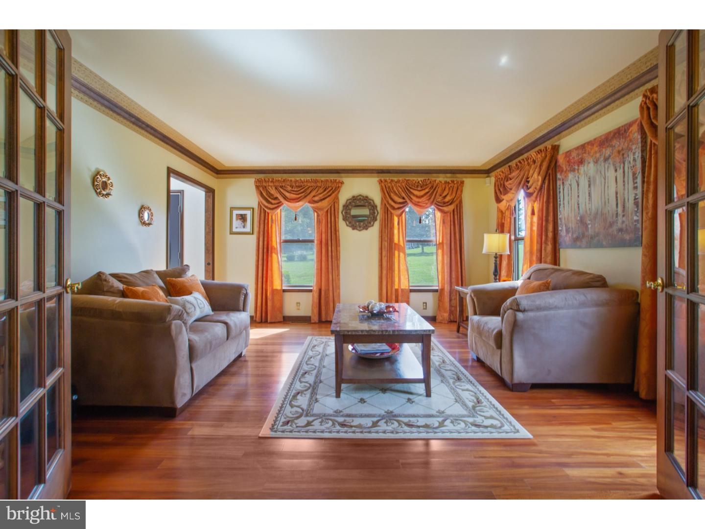 382 Breakneck Road Sewell, NJ 08080 - Photo 4 of 25