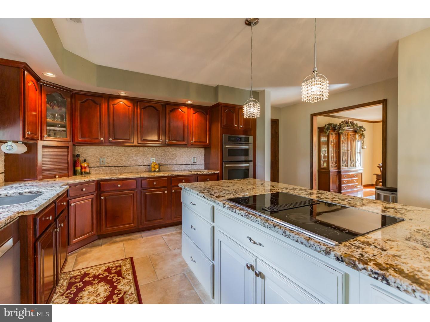382 Breakneck Road Sewell, NJ 08080 - Photo 6 of 25
