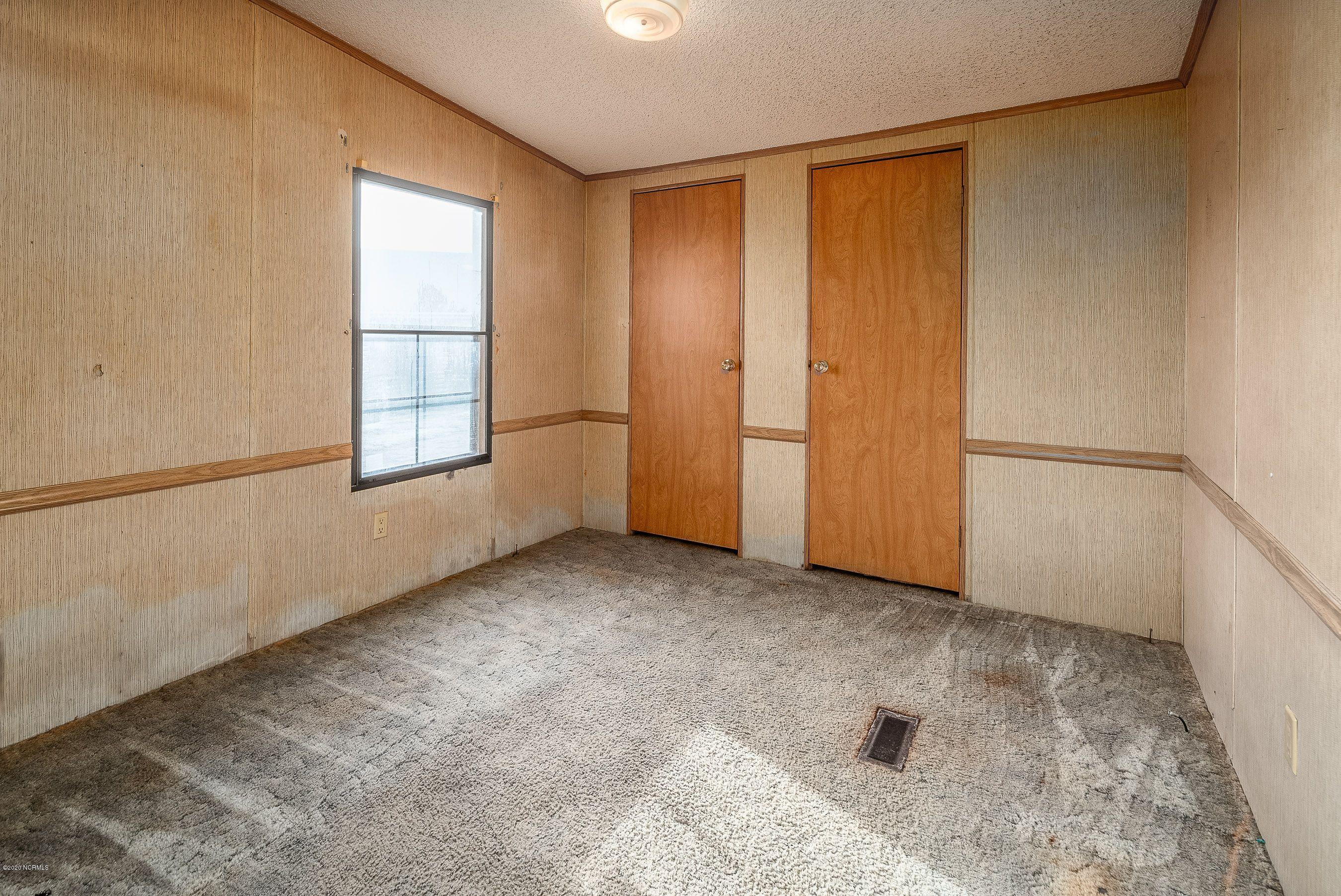 302 Laurie Ellis Road Winterville, NC 28590 - Photo 10 of 15 7tgjJx_A
