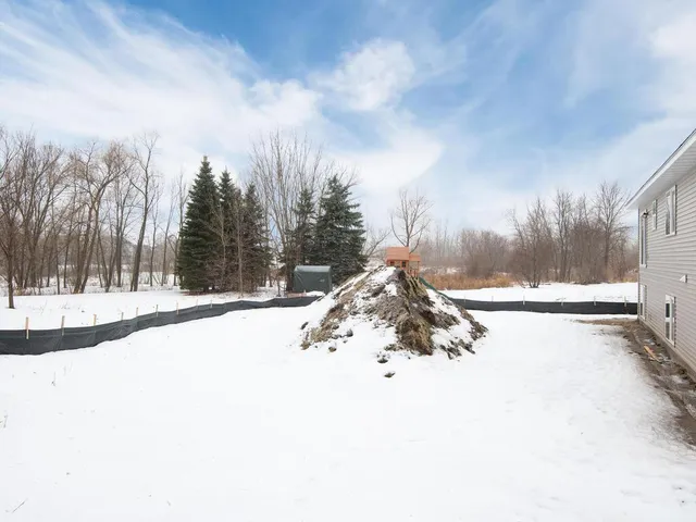 $415,900 | 2146 River Bend Trail, Mayer, MN 55360