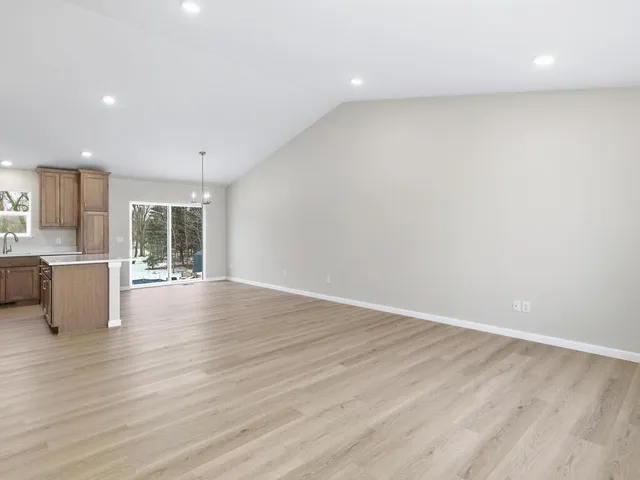 $415,900 | 2146 River Bend Trail, Mayer, MN 55360