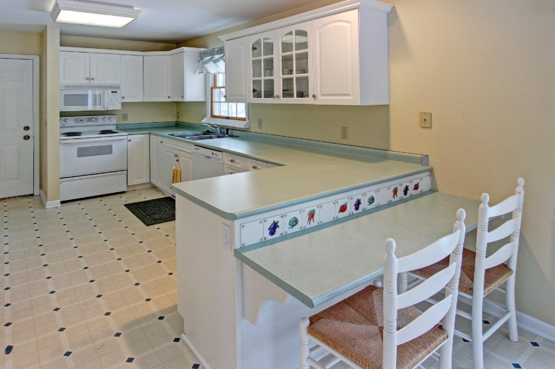 3890 Beeline Road Holland, MI 49423 - Photo 6 of 26 IMG_5246_7_8