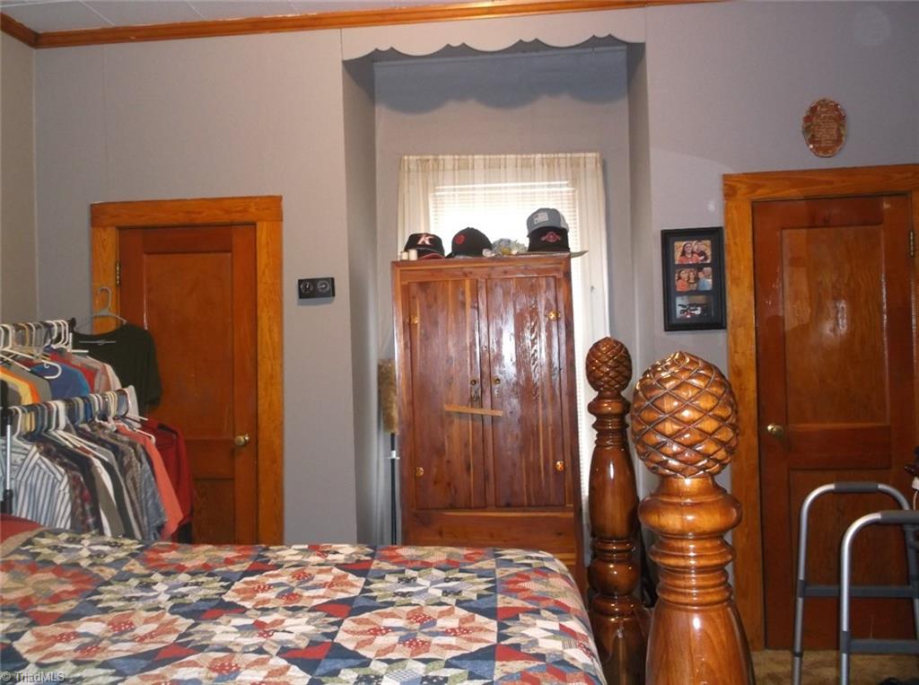 127 South Fieldcrest Road Eden, NC 27288 - Photo 13 of 39 Gallery Image 13