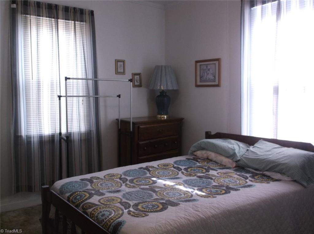 127 South Fieldcrest Road Eden, NC 27288 - Photo 16 of 39 Gallery Image 16