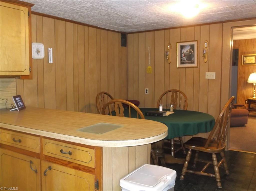 127 South Fieldcrest Road Eden, NC 27288 - Photo 27 of 39 Gallery Image 27