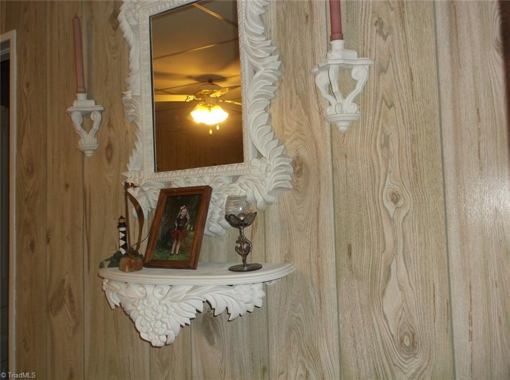 127 South Fieldcrest Road Eden, NC 27288 - Photo 7 of 39 Gallery Image 7