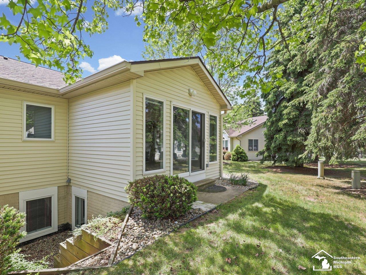 729 Clark Street Tecumseh, MI 49286 - Photo 48 of 54 50210391-4c1b4bb2-e7ff-4fd7-82d0-63211f3727f1.JPG