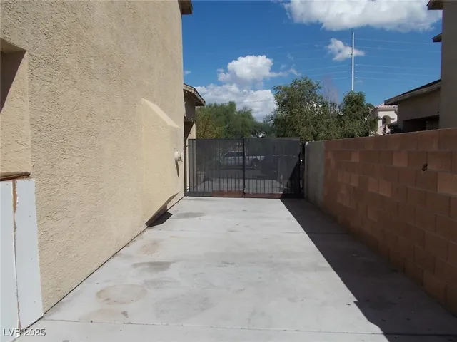 $1,750 | 3539 Tokyo Court, Las Vegas, NV 89115