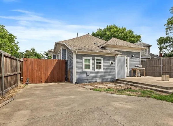 $3,099 | 4523 Sycamore Street, Dallas, TX 75204