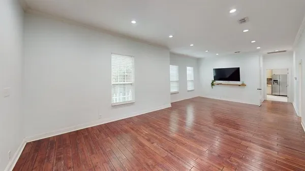 $3,099 | 4523 Sycamore Street, Dallas, TX 75204