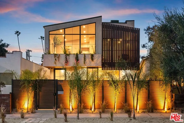 $4,995,000 | 923 Milwood Avenue, Venice, CA 90291