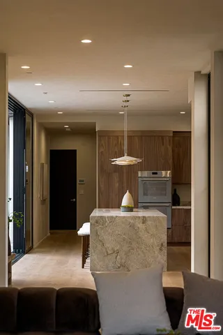 $4,995,000 | 923 Milwood Avenue, Venice, CA 90291