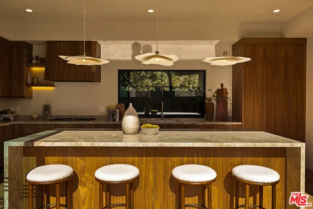 $4,995,000 | 923 Milwood Avenue, Venice, CA 90291