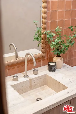 $4,995,000 | 923 Milwood Avenue, Venice, CA 90291