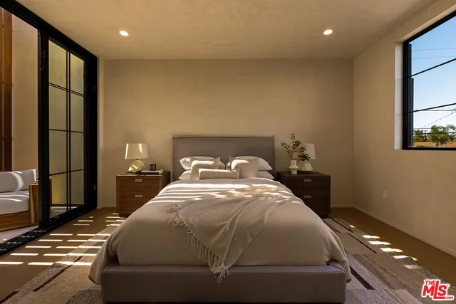 $4,995,000 | 923 Milwood Avenue, Venice, CA 90291