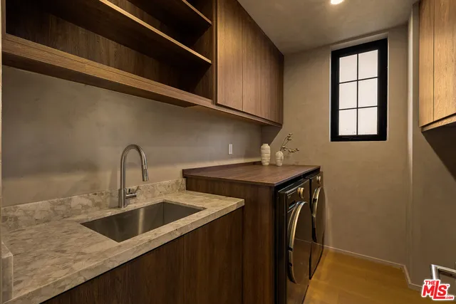 $4,995,000 | 923 Milwood Avenue, Venice, CA 90291