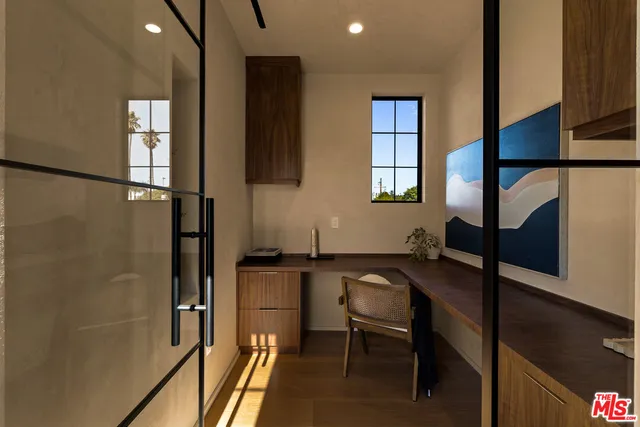 $4,995,000 | 923 Milwood Avenue, Venice, CA 90291