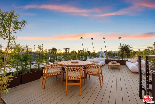 $4,995,000 | 923 Milwood Avenue, Venice, CA 90291