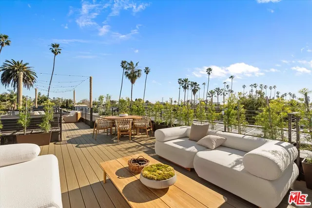 $4,995,000 | 923 Milwood Avenue, Venice, CA 90291