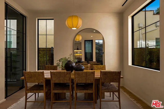 $4,995,000 | 923 Milwood Avenue, Venice, CA 90291