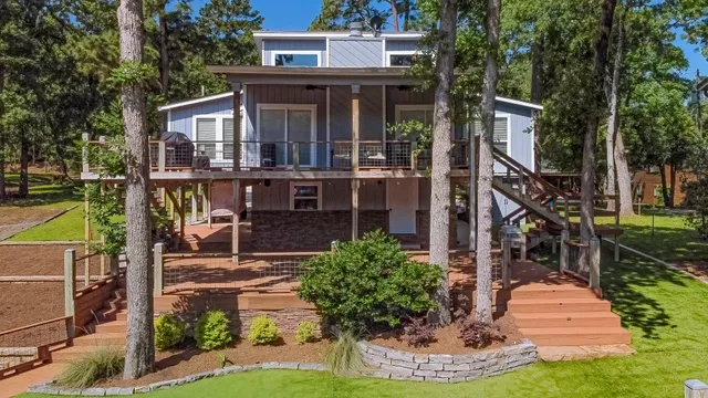 $695,000 | 470 South Lakeview Drive, Point Blank, TX 77364