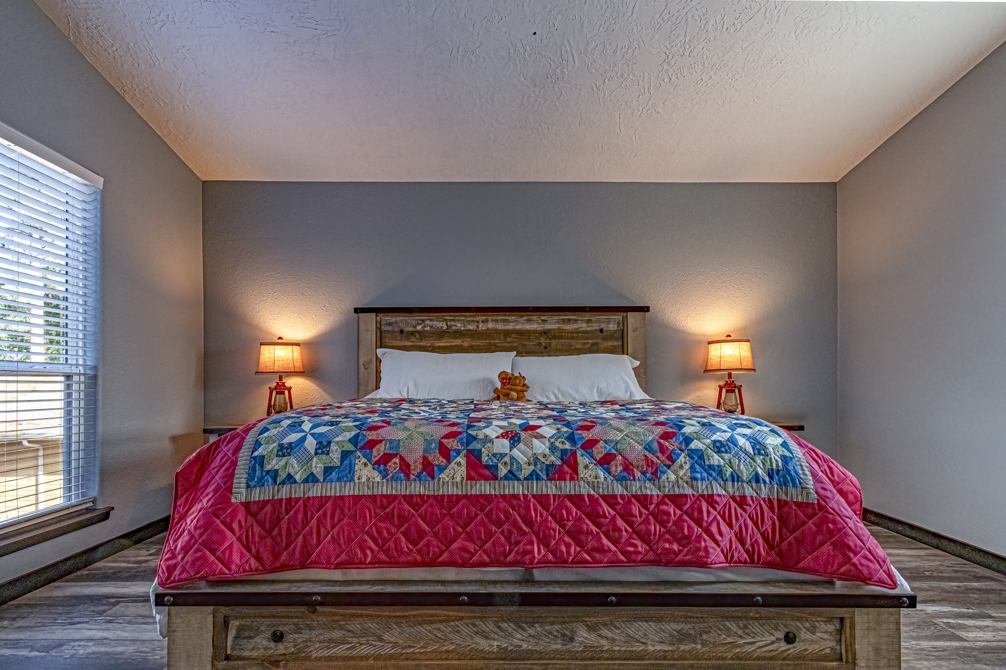 470 South Lakeview Drive Point Blank, TX 77364 - Photo 14 of 33 Primary Bedroom