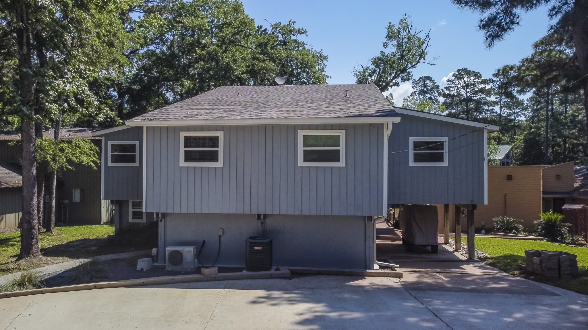 470 South Lakeview Drive Point Blank, TX 77364 - Photo 6 of 33 Front of Home facing street.