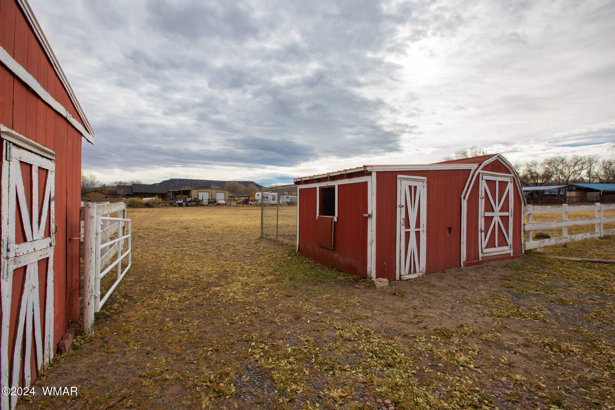 748 West School Bus Road Eagar, AZ 85925 - Photo 23 of 26 Barn and Chicken Coop