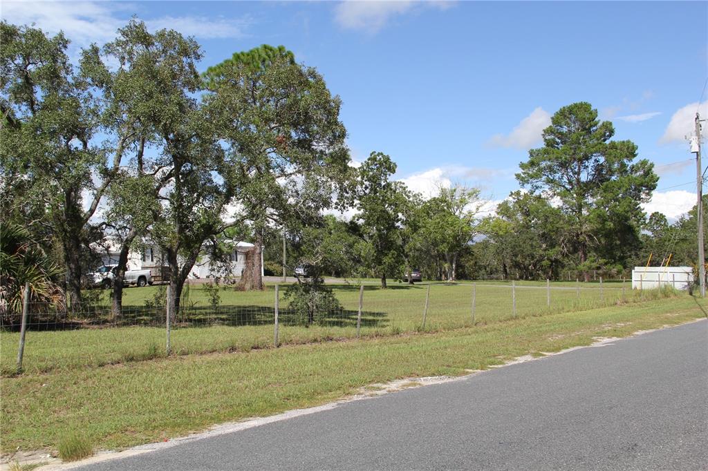 13127 Star Road Brooksville, FL 34613 - Photo 25 of 54 a view of a park