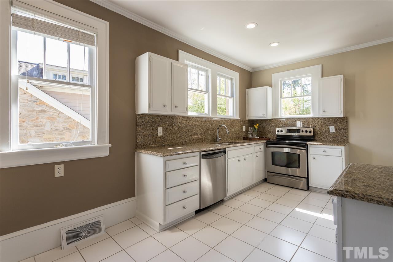 2204 Byrd Street Raleigh, NC 27608 - Photo 12 of 25