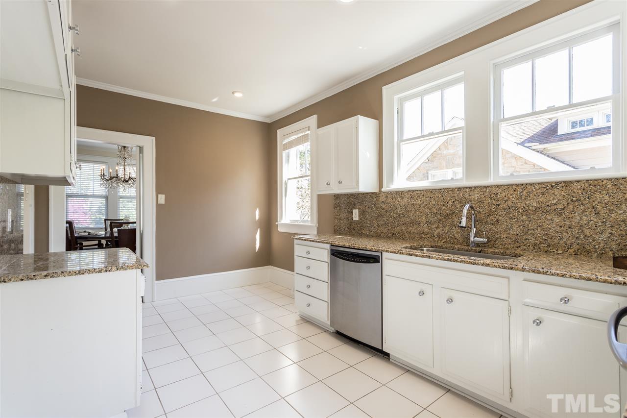 2204 Byrd Street Raleigh, NC 27608 - Photo 13 of 25
