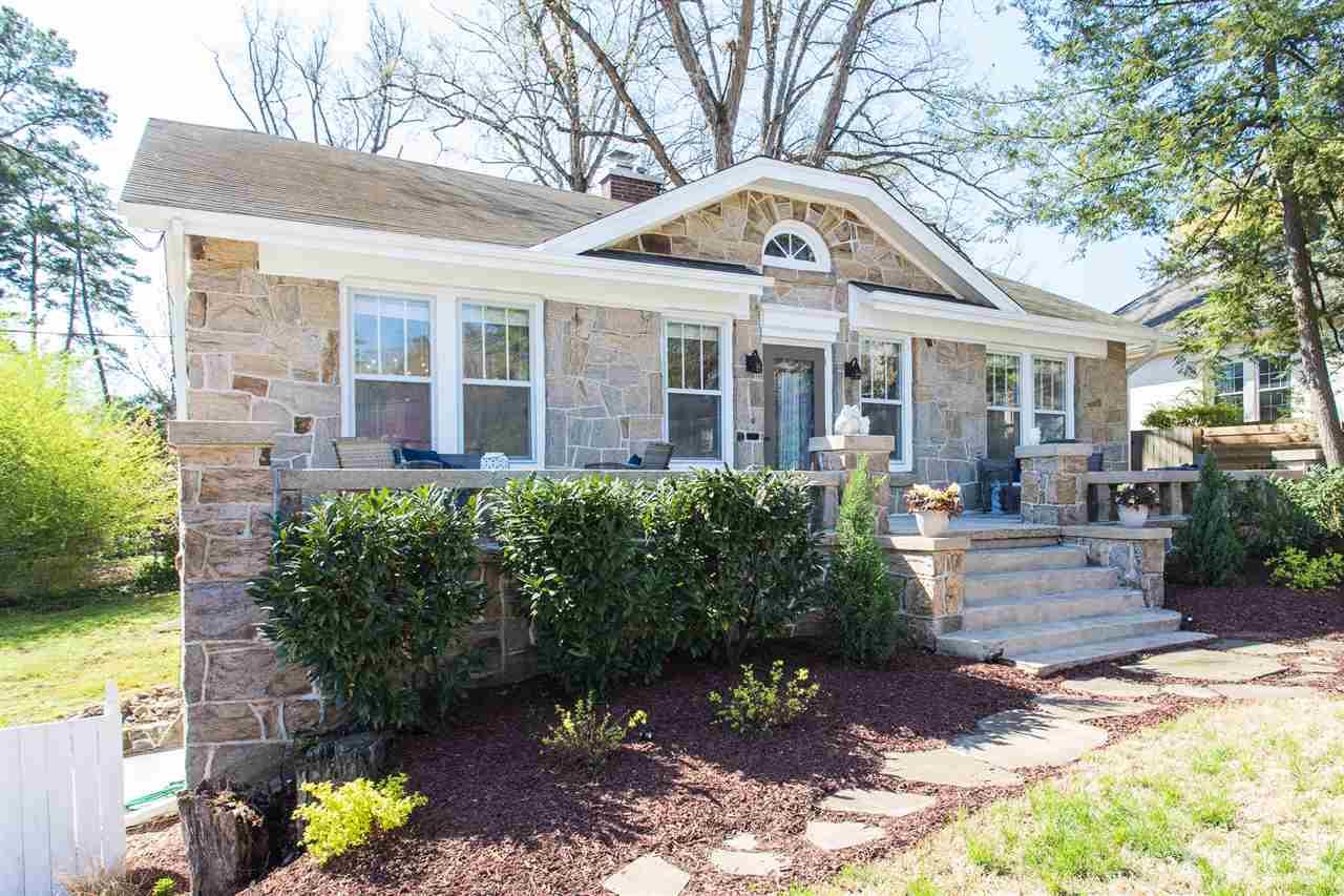 2204 Byrd Street Raleigh, NC 27608 - Photo 3 of 25