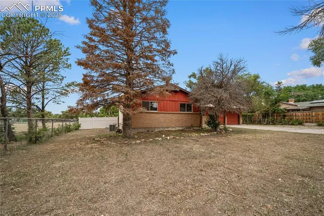 $380,000 | 11 Mac Naughton Road, Pueblo, CO 81001