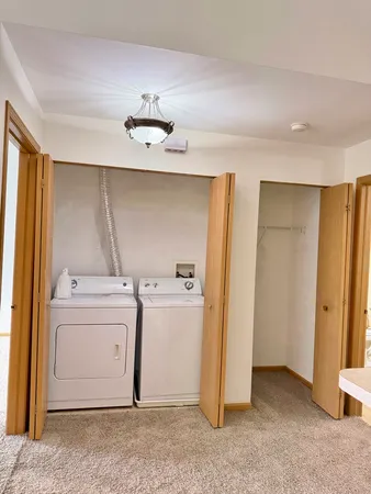 $1,548 | 1580 McClure Road, Unit 1580, Aurora, IL 60505