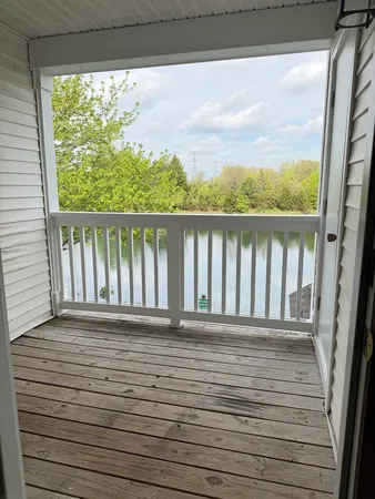 $1,548 | 1580 McClure Road, Unit 1580, Aurora, IL 60505