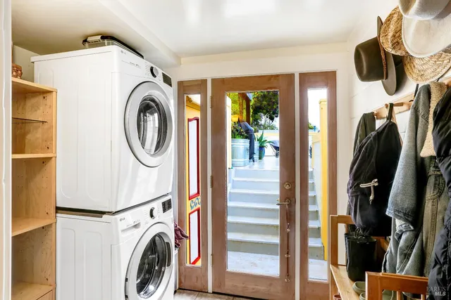 $1,195,000 | 523 6th Street, Petaluma, CA 94952