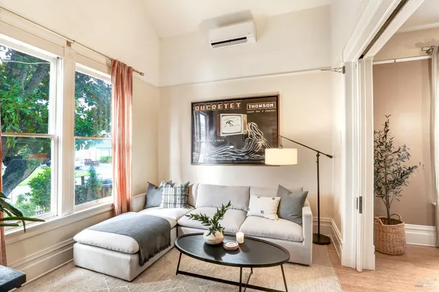 $1,195,000 | 523 6th Street, Petaluma, CA 94952