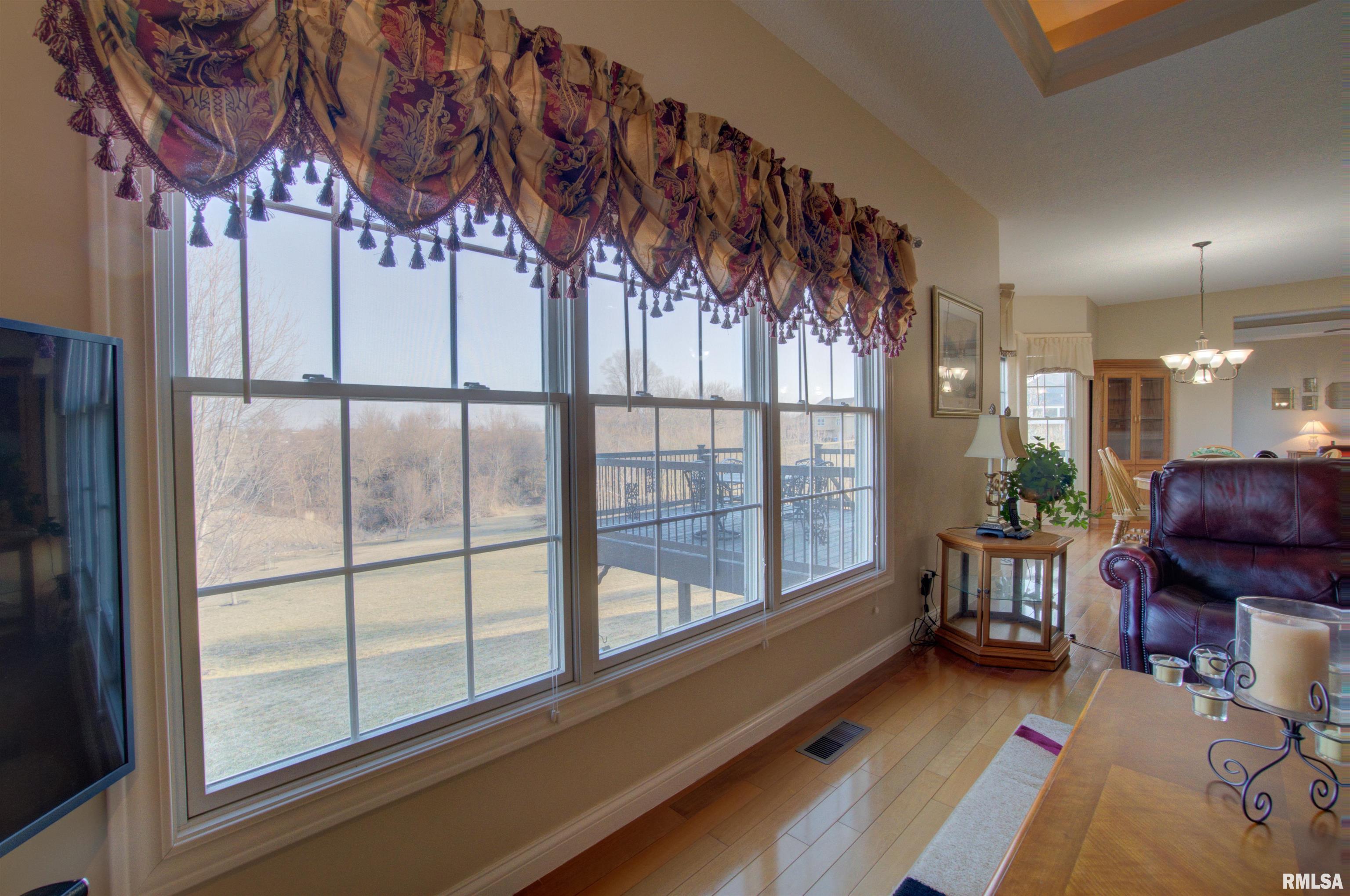 6301 Fairhaven Road Davenport, IA 52807 - Photo 16 of 49 Gallery Image 16
