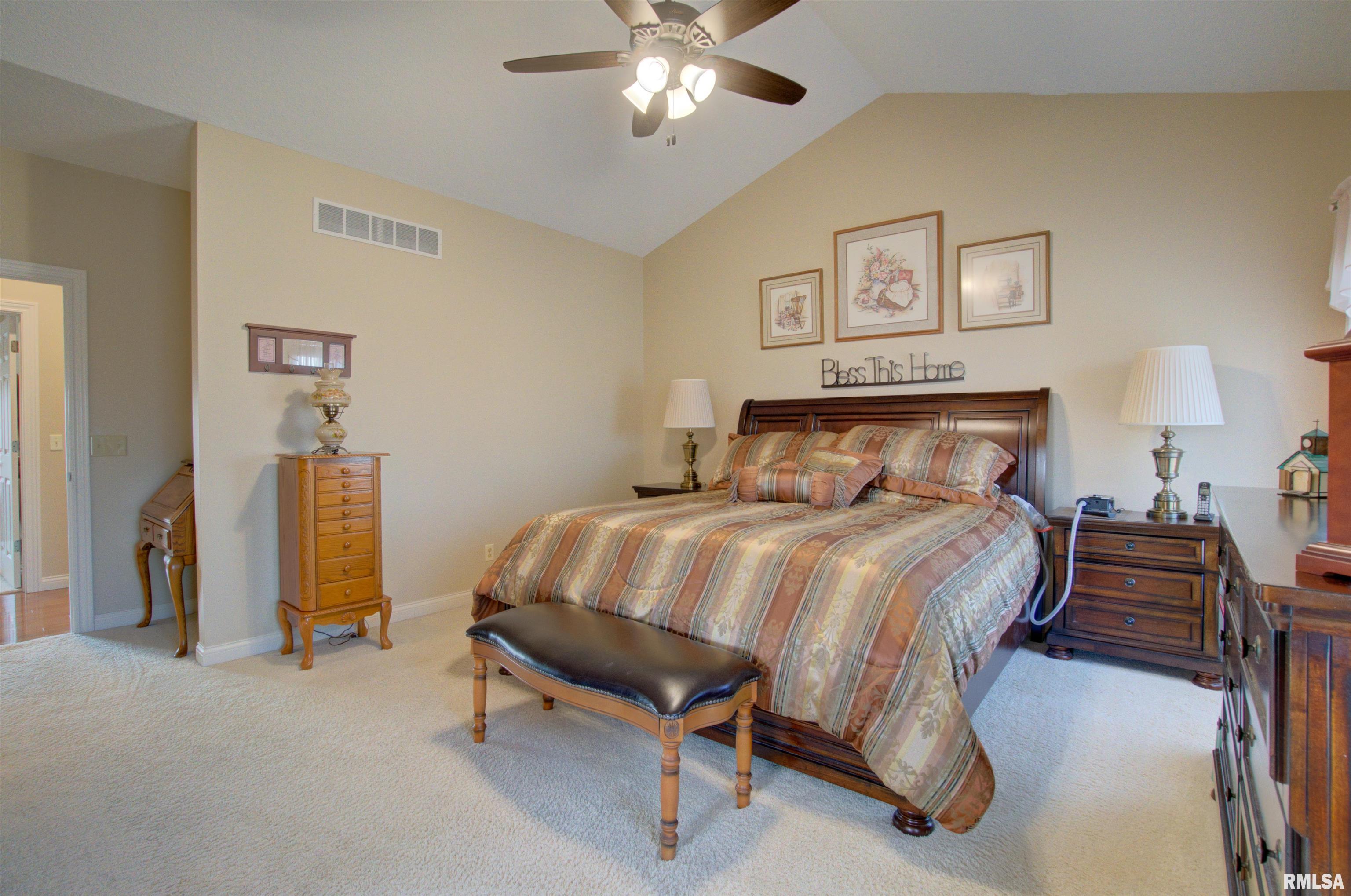6301 Fairhaven Road Davenport, IA 52807 - Photo 29 of 49 Gallery Image 29