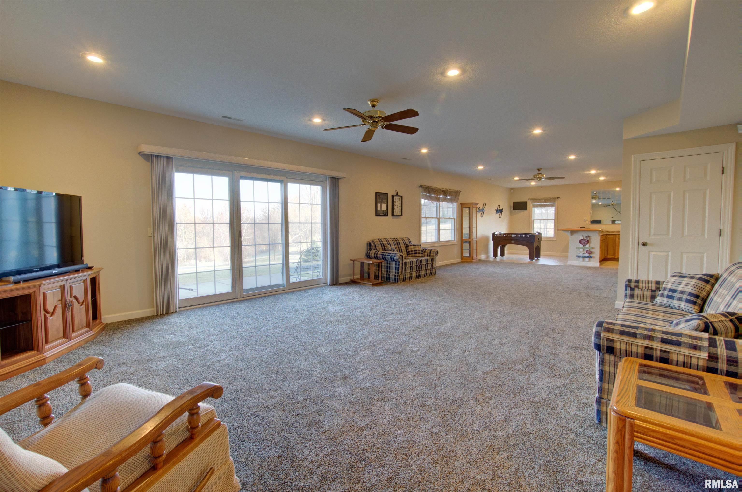 6301 Fairhaven Road Davenport, IA 52807 - Photo 34 of 49 Gallery Image 34