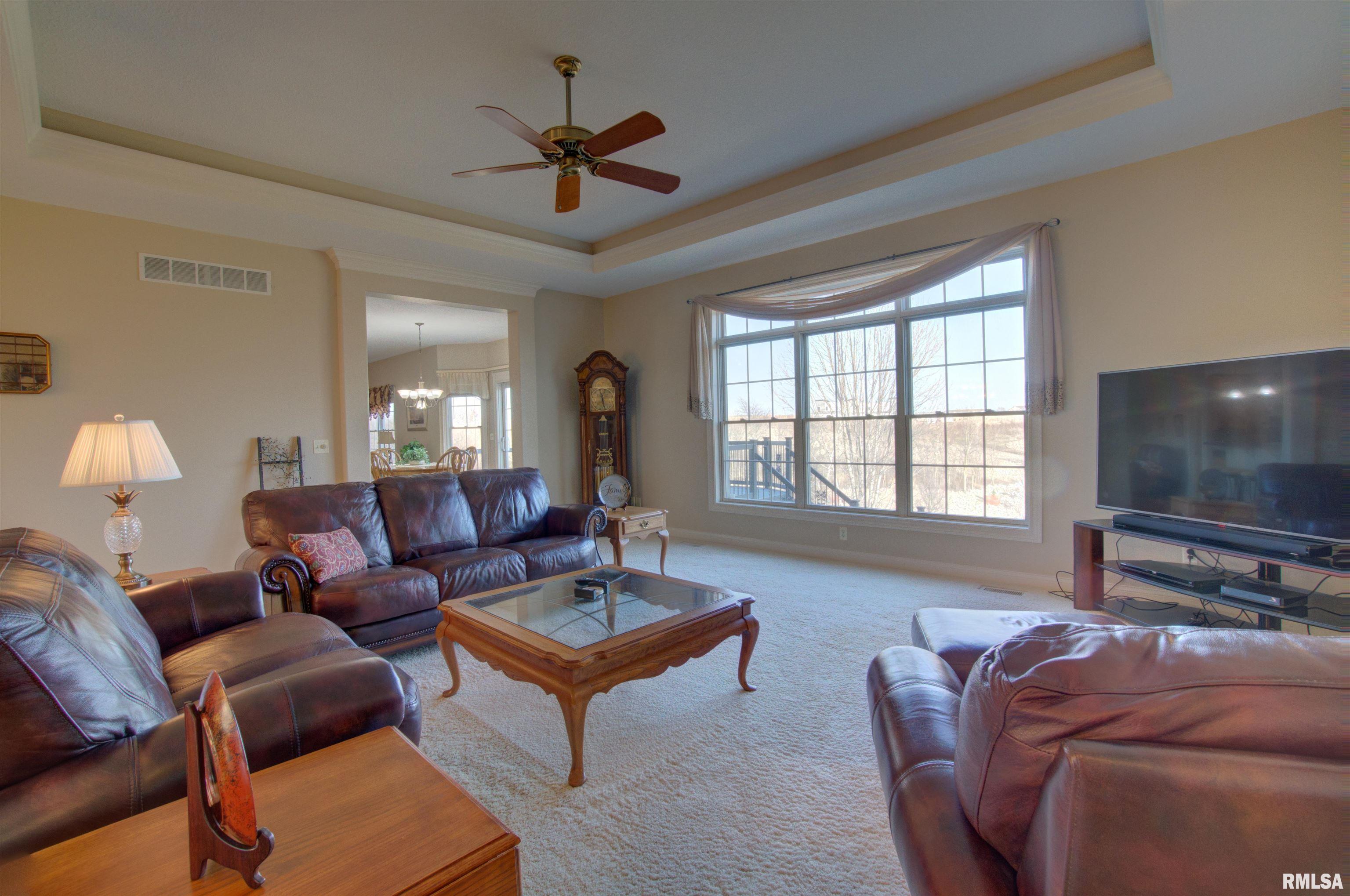 6301 Fairhaven Road Davenport, IA 52807 - Photo 8 of 49 Gallery Image 8