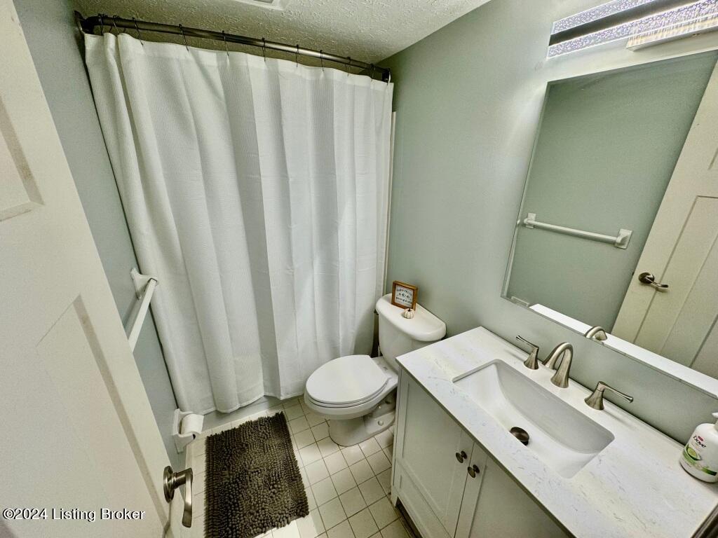 145 State Park Road, Unit P2 Jamestown, KY 42629 - Photo 10 of 23 Bathroom