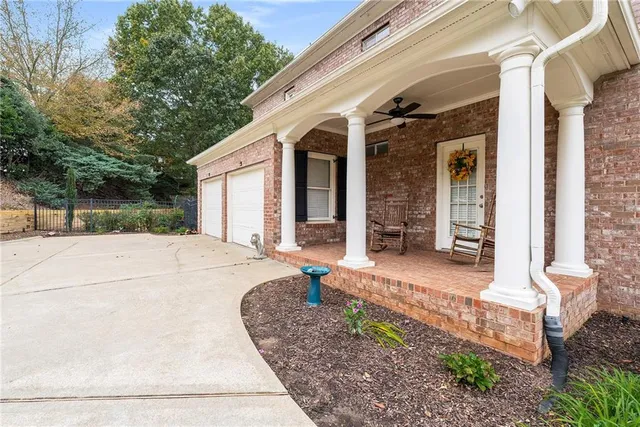 $849,000 | 792 Bell Haven Chase Court Southeast, Smyrna, GA 30126