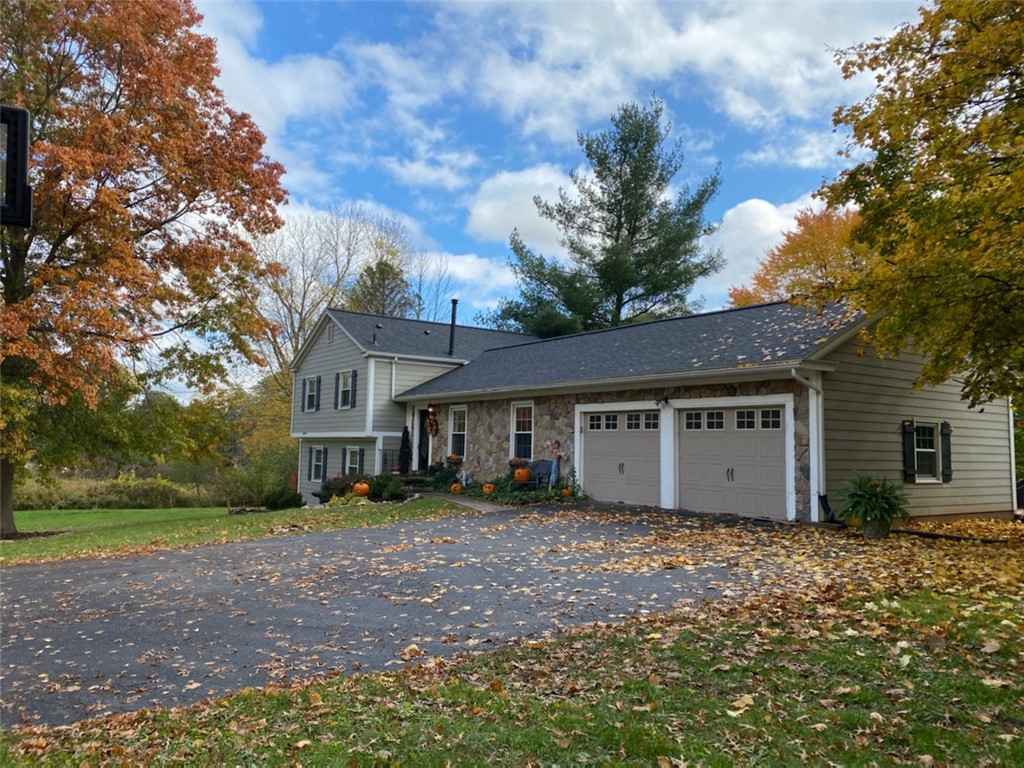 39 Van Voorhis Road Pittsford, NY 14534 - Photo 1 of 1