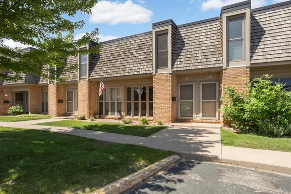 $225,000 | 6425 Barrie Road, Edina, MN 55435